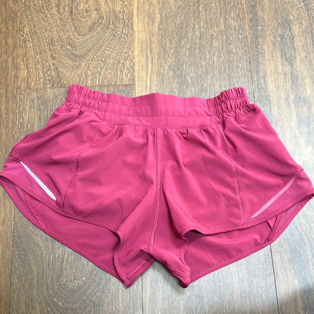 Lululemon Pomegranate Hotty Hot Short